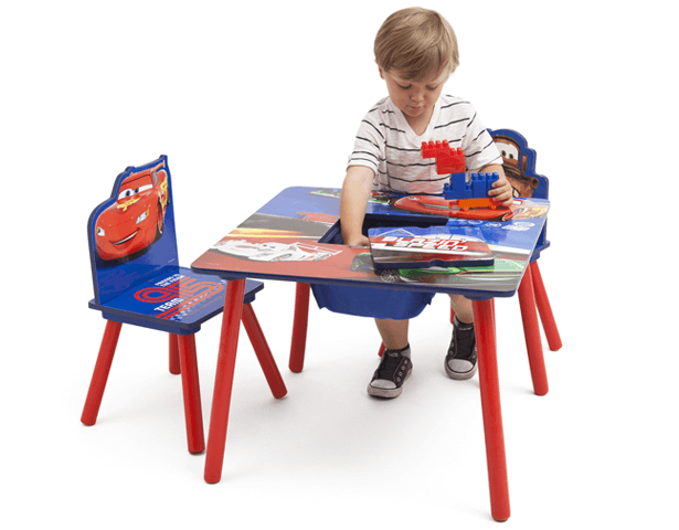 DISNEY CARS STG TABLE CHAIR SET