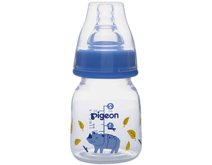 Pigeon Flexible Feeding Bottle - Rhino